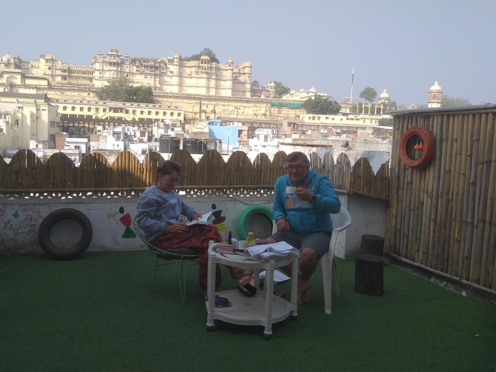 City And Palace View Guest House Udaipur Exterior foto